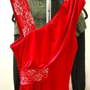 Buckle Asymmetrical tank. Pink sequins.